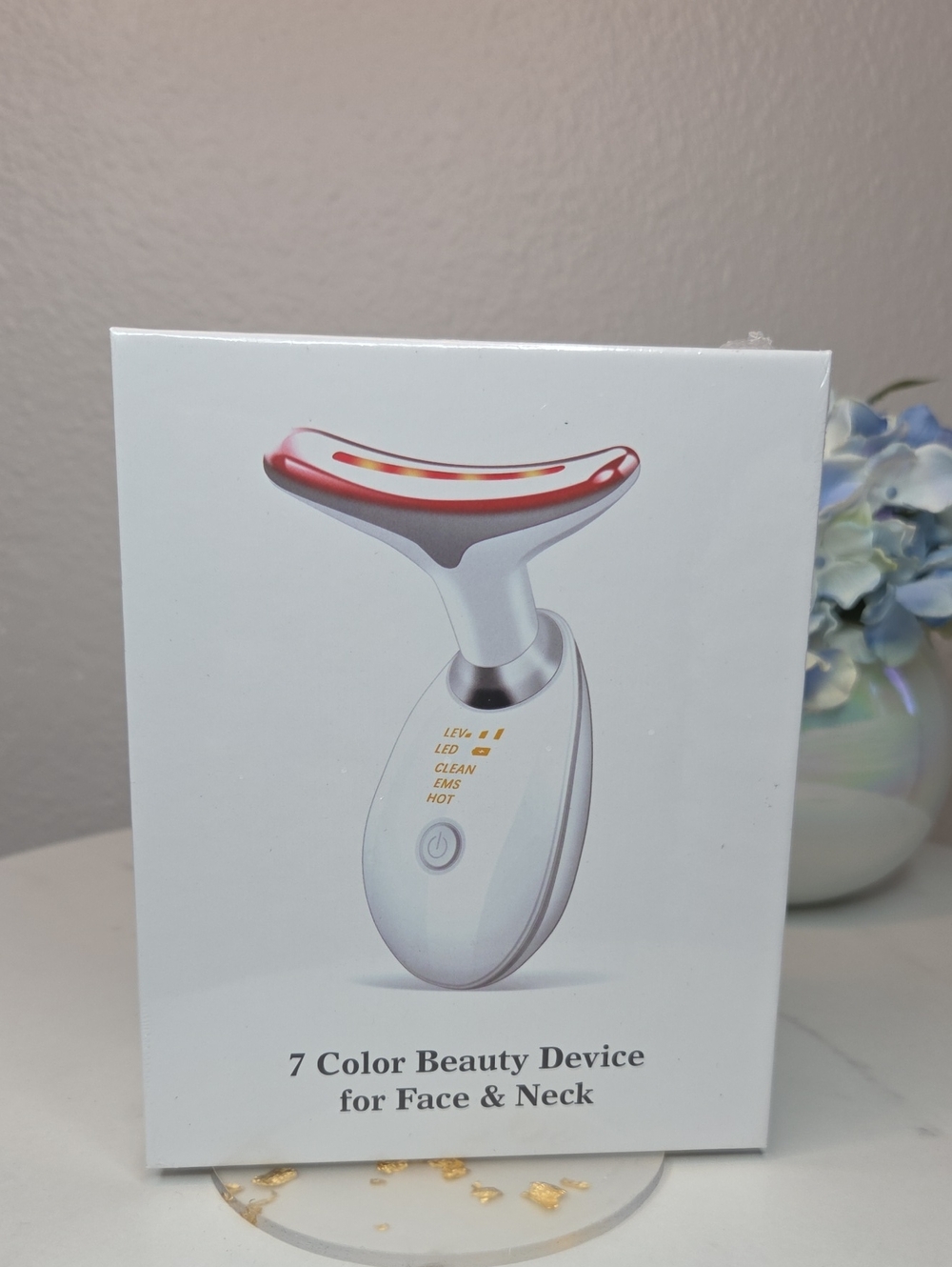 BNIB 7 Color LED Face/Neck Sculpting Device | Thermal Massager